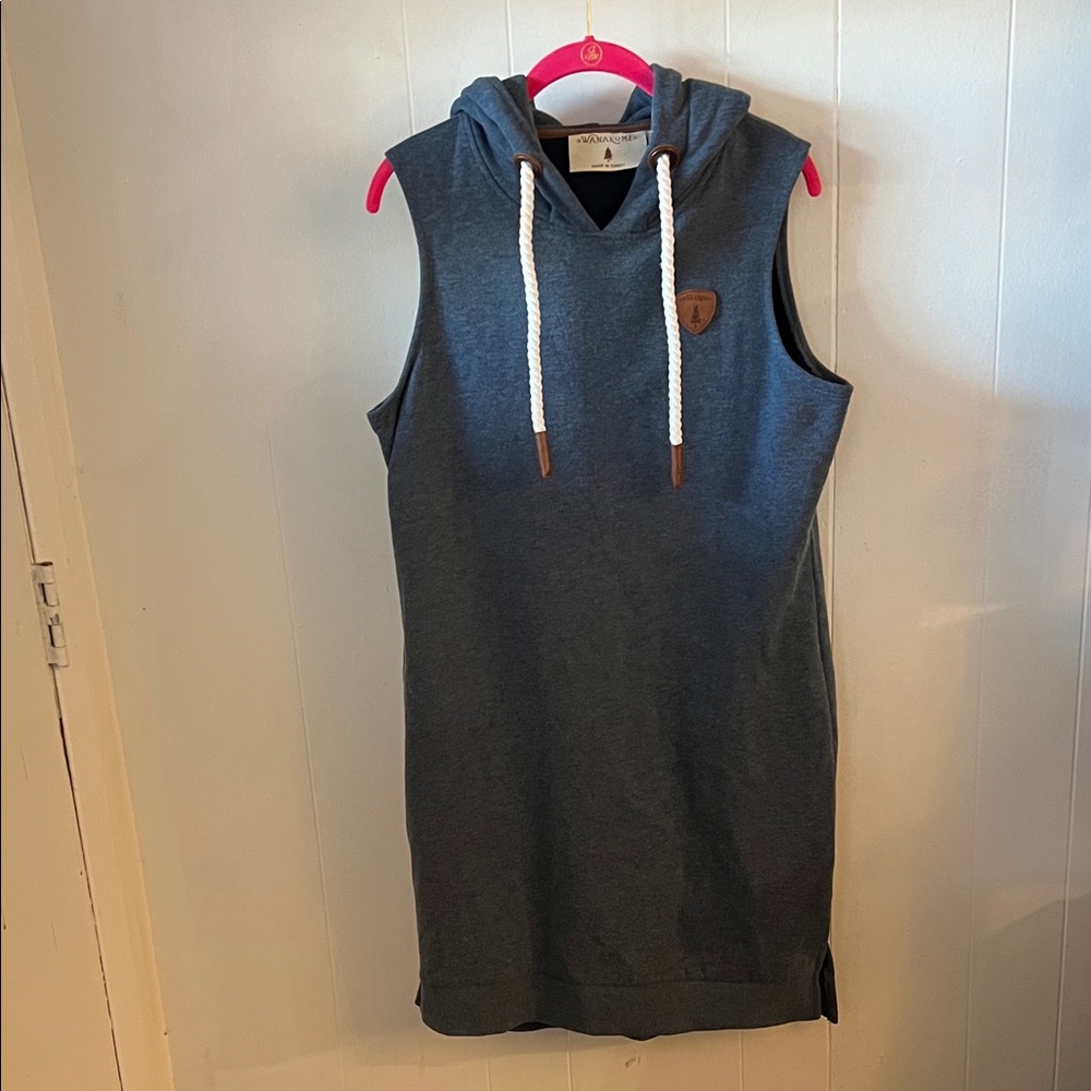 Wanakome Charcoal Hoodie with White Drawstrings